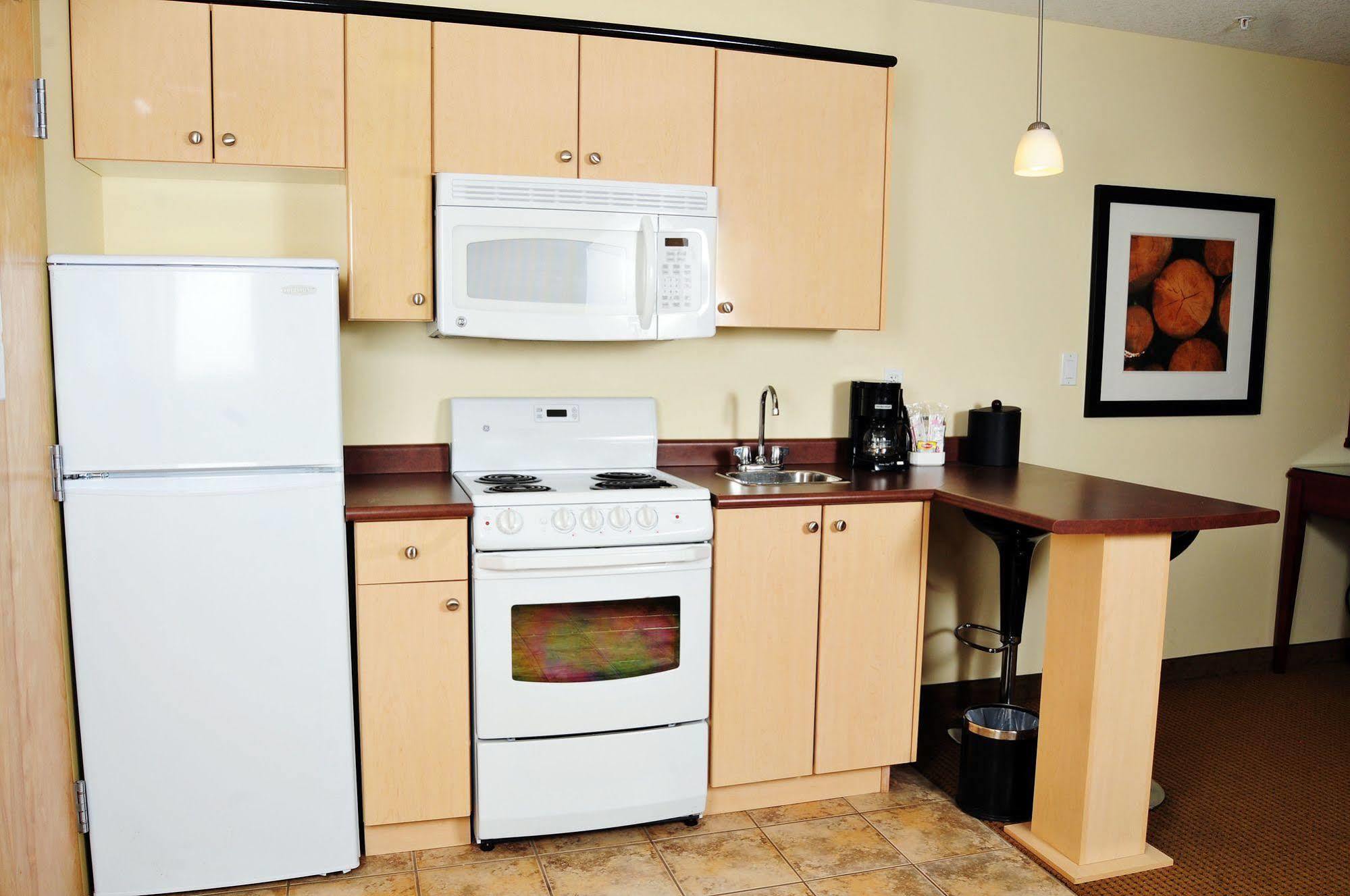 Trend Mountain Hotel & Conference Centre Tumbler Ridge Rum bild